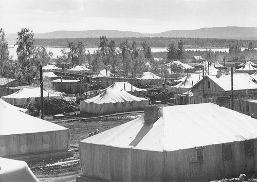 Палатки первых строителей Братскстроя, 1954 г.