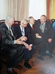 Кирильцев А.Н., Гамарьян Л.Ф., Наянов В.Г., Романов П.М.