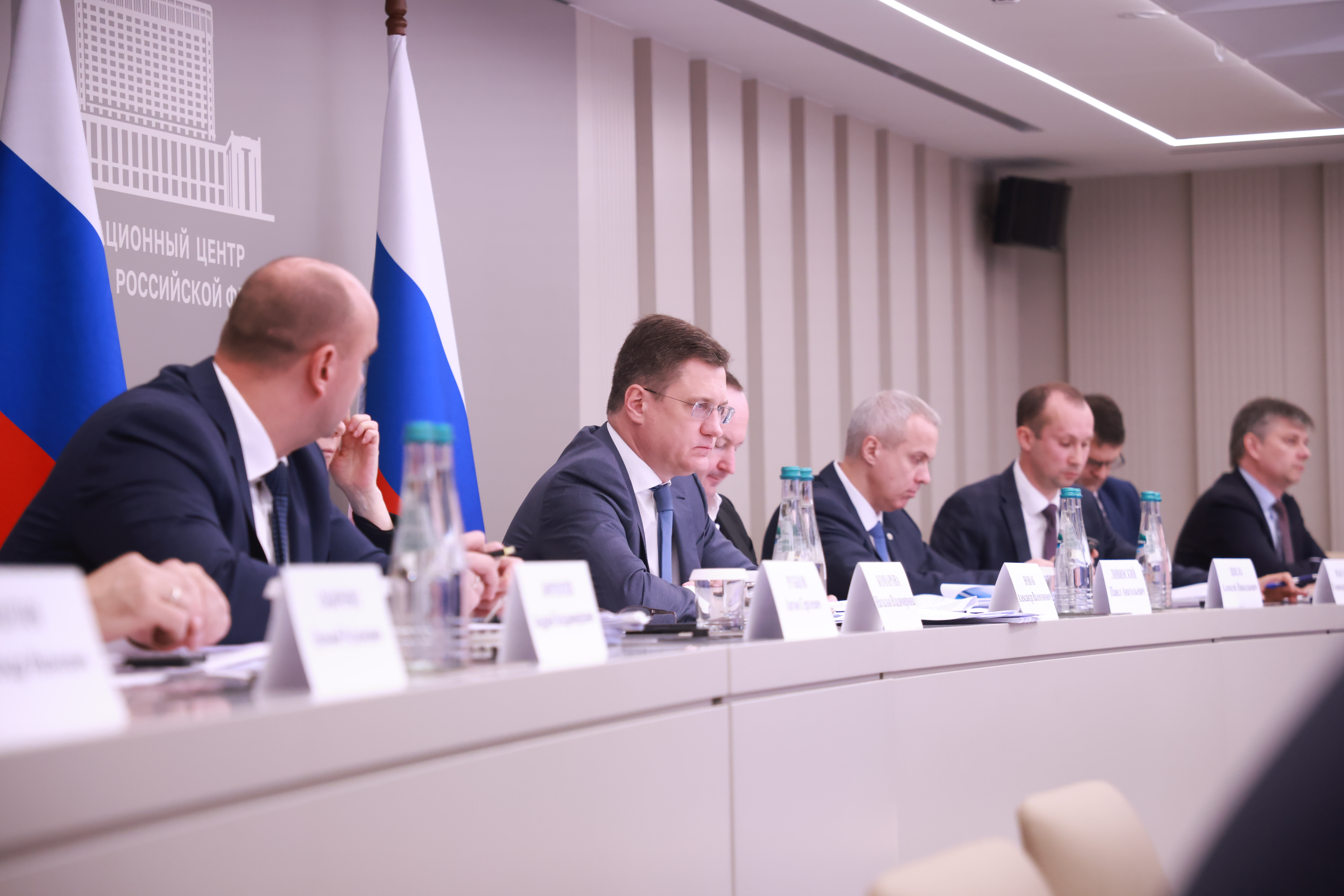 Александр Новак провел совещание, посвященное ситуации на топливном рынке